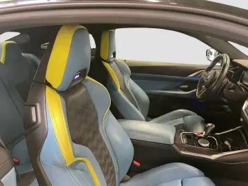 M4 Competition Coupé Harman/K LiveCockpitProf
