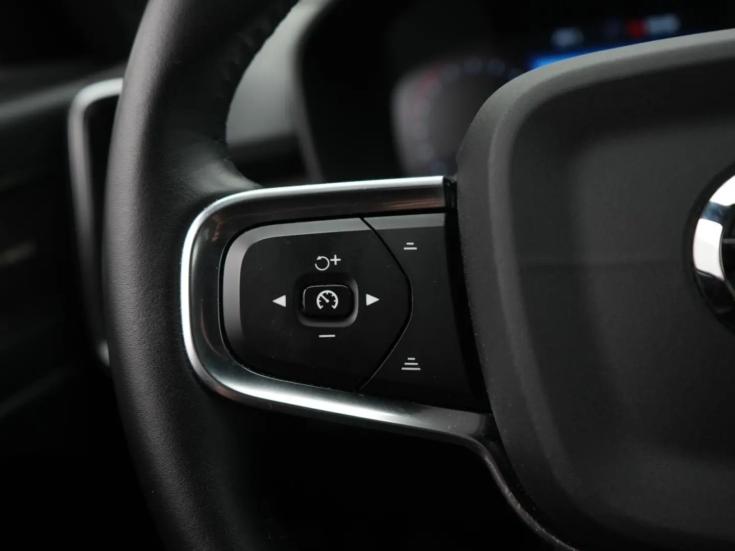 XC40 Inscription 2WD,LED,H&K,WINTER,TOTW,ACC,APP