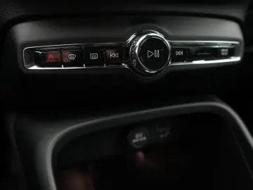 XC40 Inscription 2WD,LED,H&K,WINTER,TOTW,ACC,APP