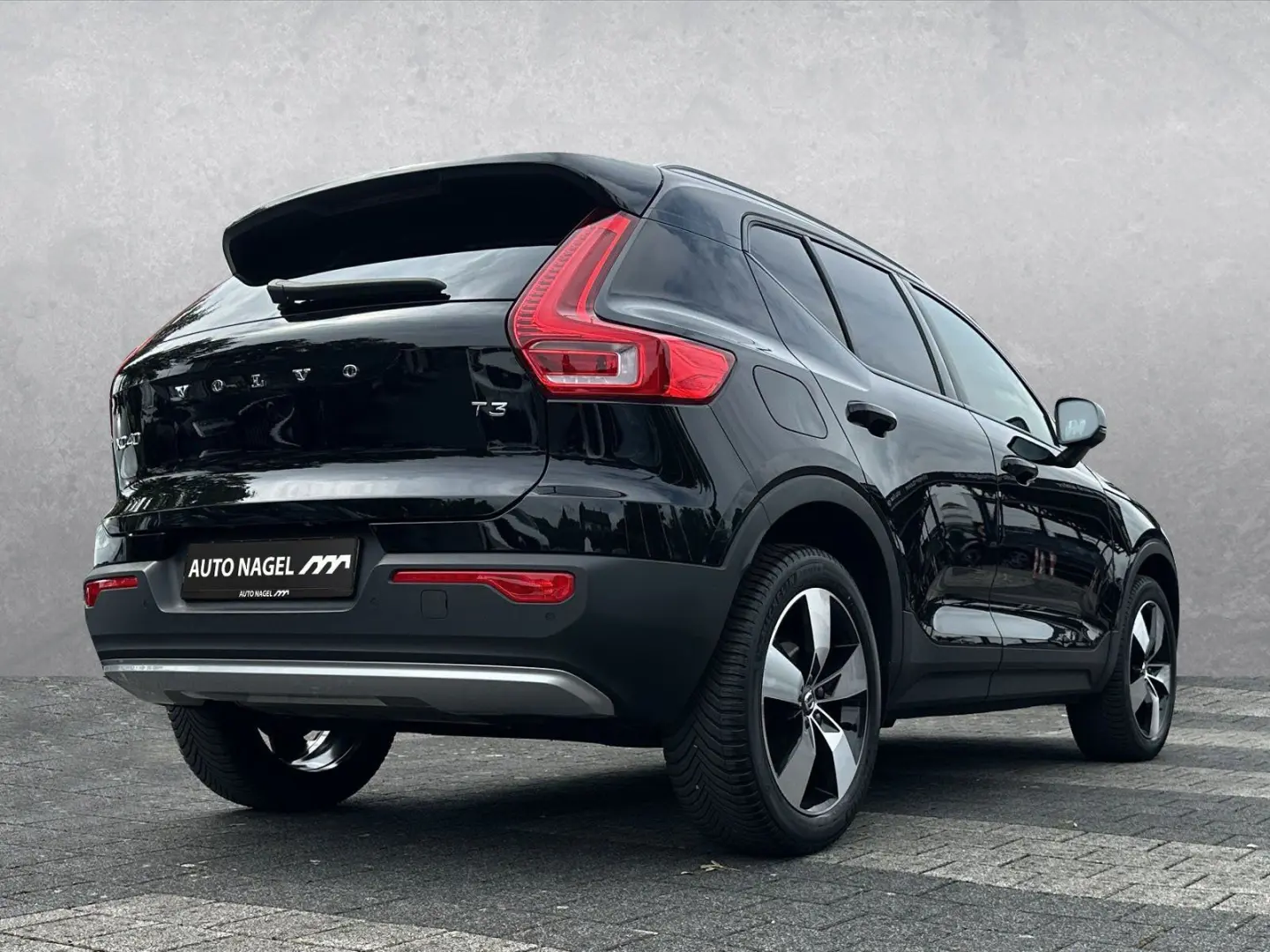 XC40 T3 Momentum Pro Licht-Paket Intellisafe