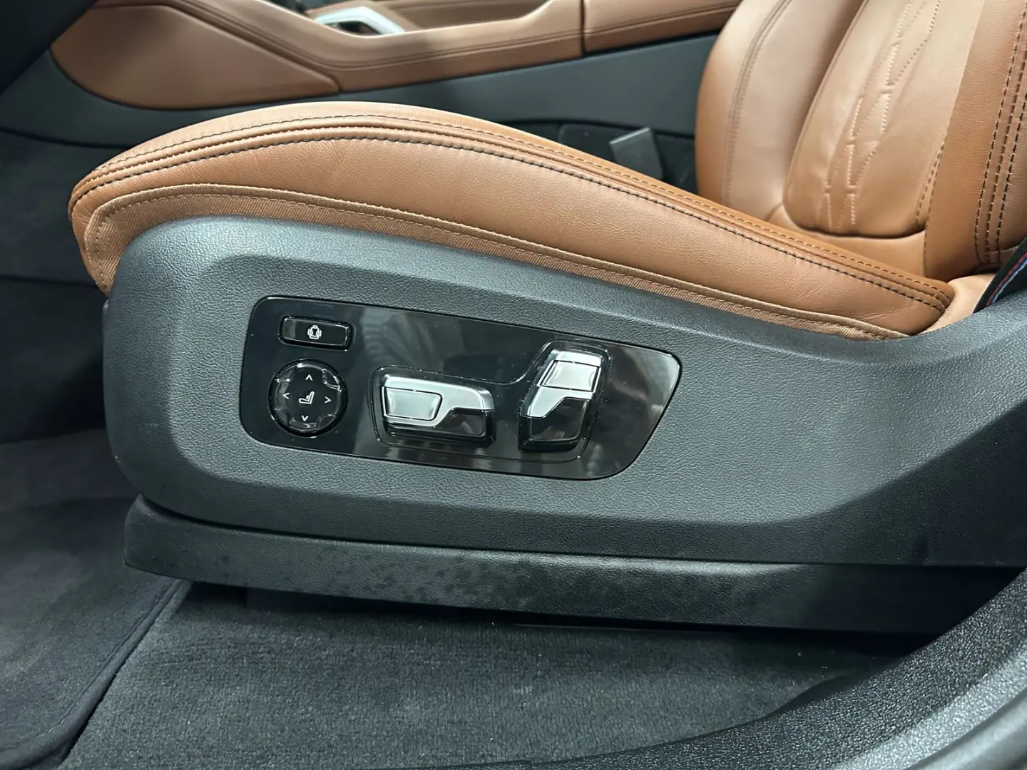 X6 xDrive30d M Sportpaket Pro B&W Diamond DA. Pr