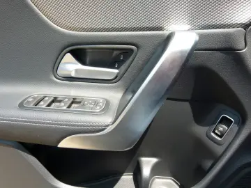 CLA 180 d
