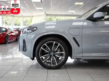 X3 xDrive30e 3x M SPORT*LIVE-COCKP-PLUS*PANO*HUD