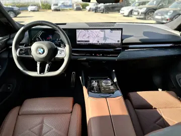 520d xDrive Touring M Sportpaket Head-Up DAB