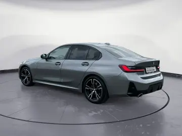 320i M Sportpaket Navi Aktive Geschw. Head Up Rü