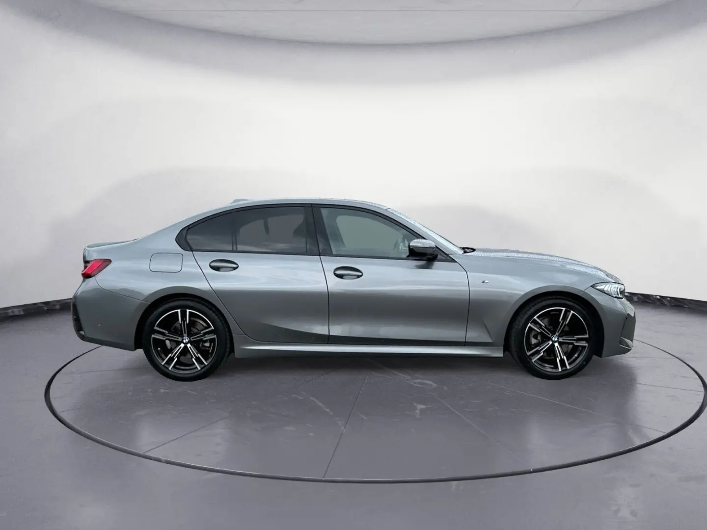 320i M Sportpaket Navi Aktive Geschw. Head Up Rü