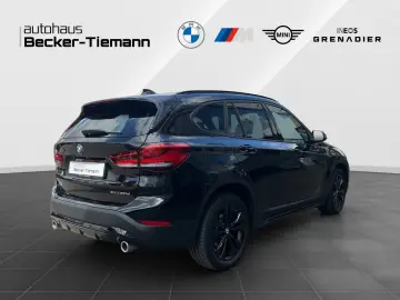 X1 xDrive20d