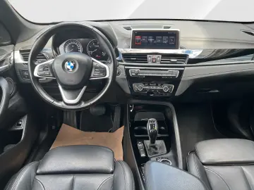 X1 xDrive20d