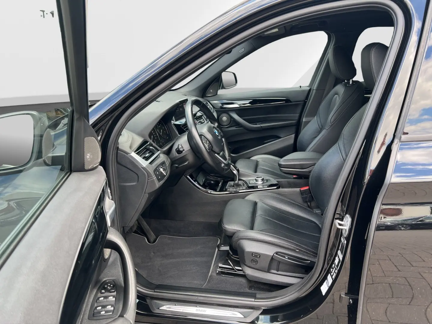 X1 xDrive20d