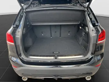 X1 xDrive20d