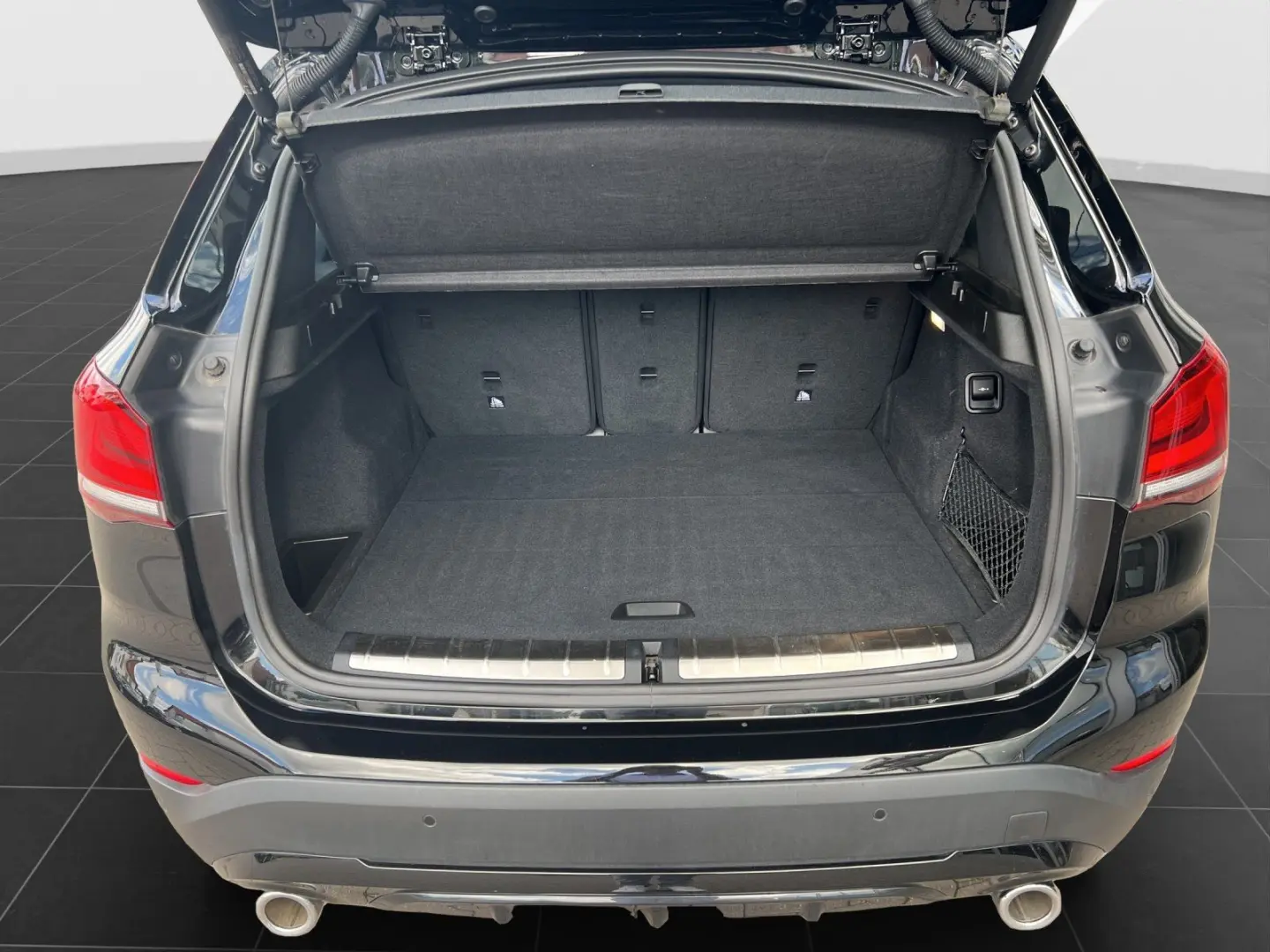 X1 xDrive20d