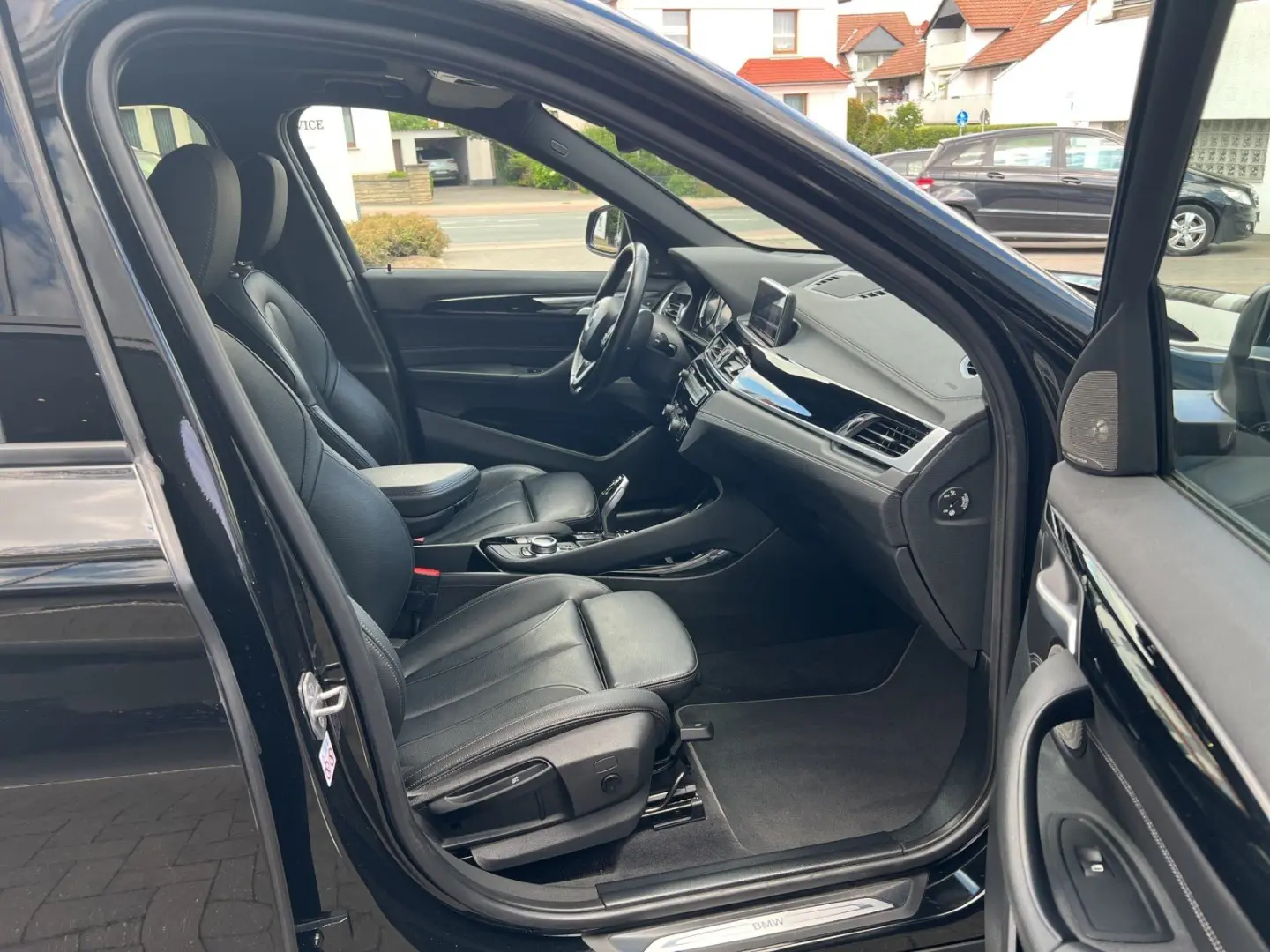 X1 xDrive20d