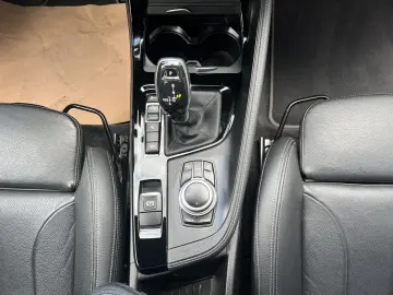 X1 xDrive20d