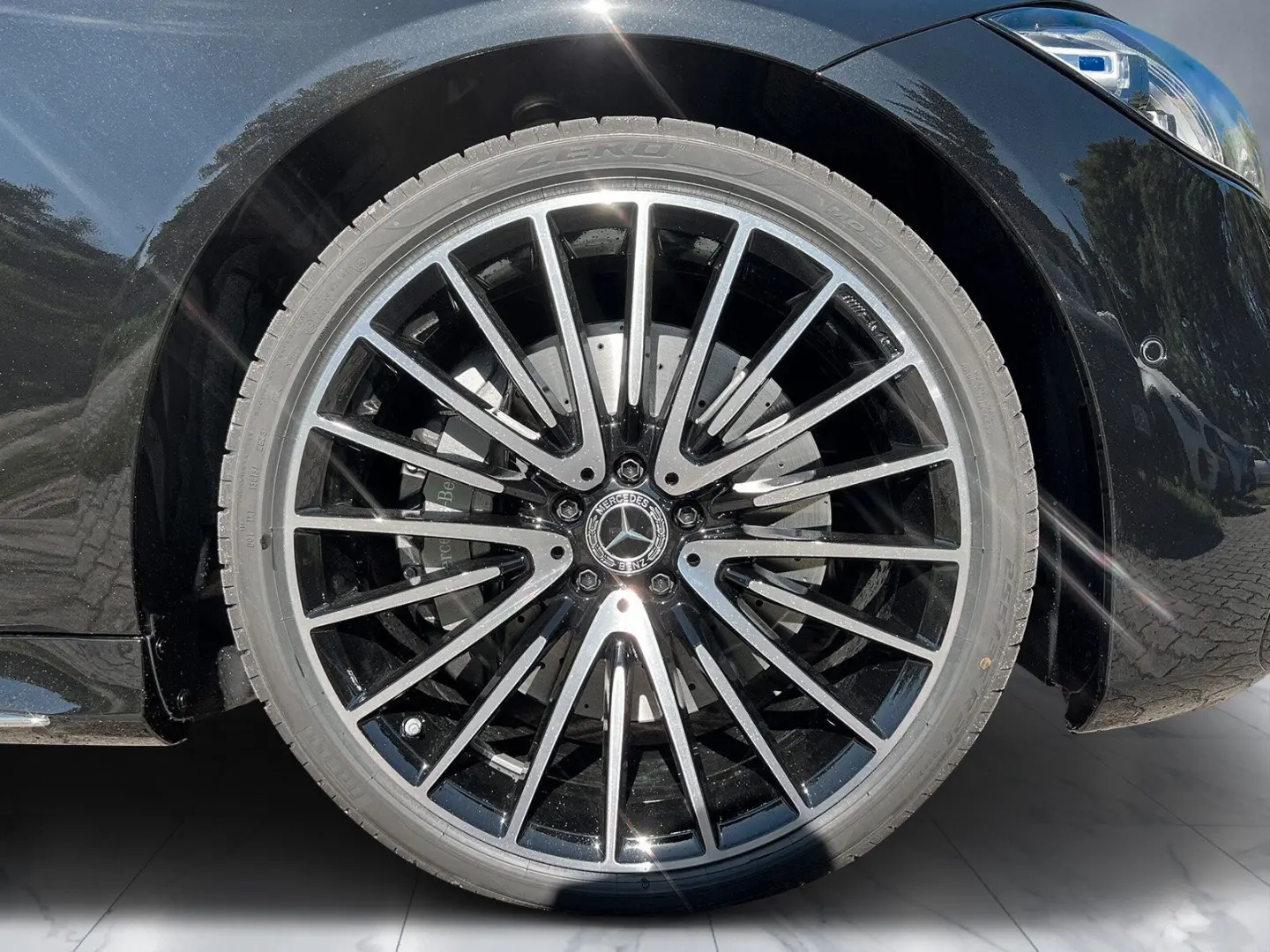 S 580 4M AMG Line Lang FirstClass Pano Distr Bur