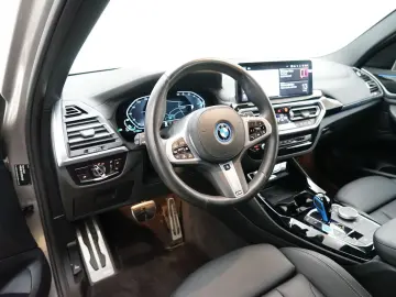 iX3 [Inspiring, M Sport, Live Cockpit Prof.]