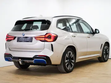 iX3 [Inspiring, M Sport, Live Cockpit Prof.]