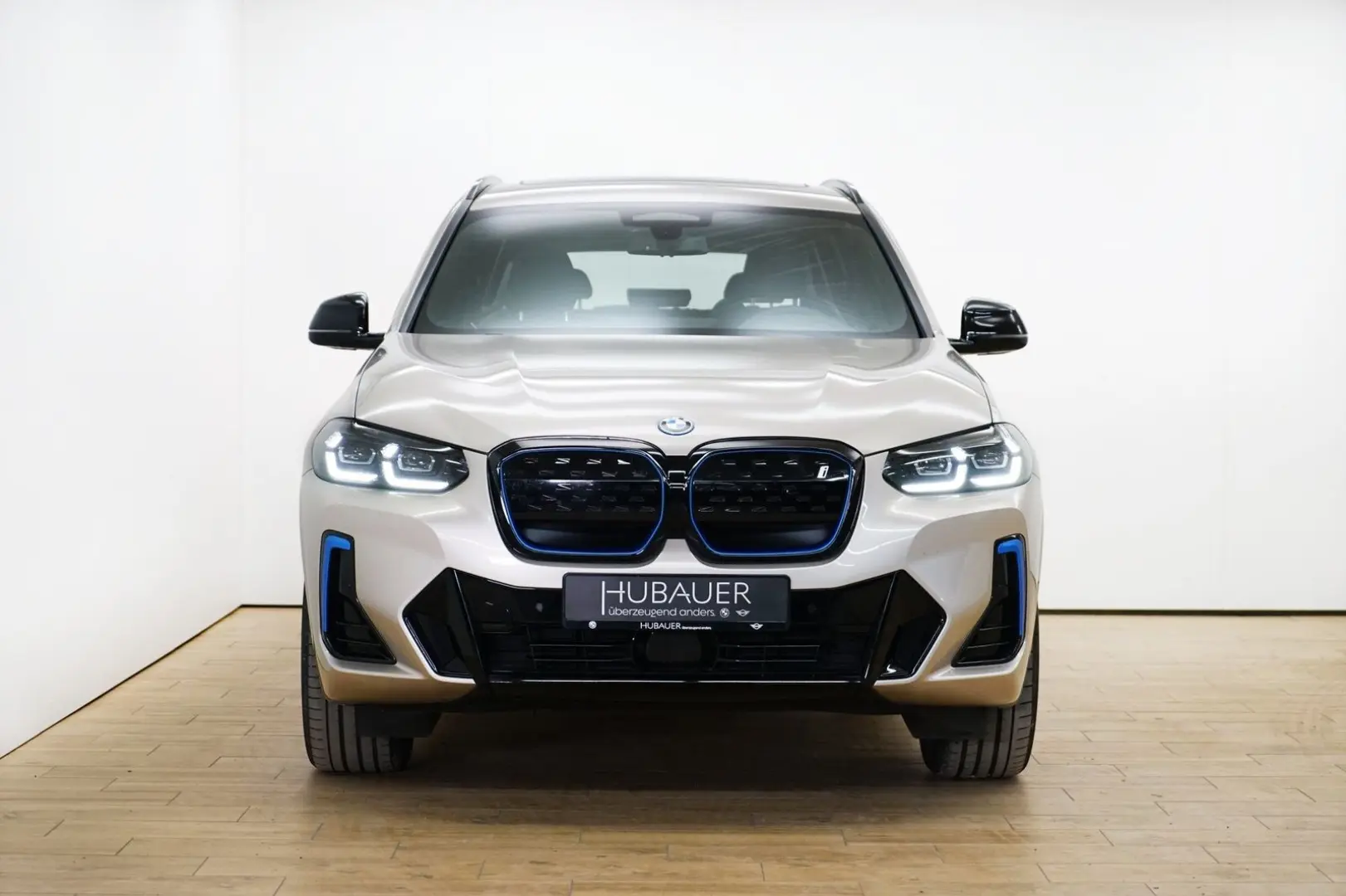 iX3 [Inspiring, M Sport, Live Cockpit Prof.]