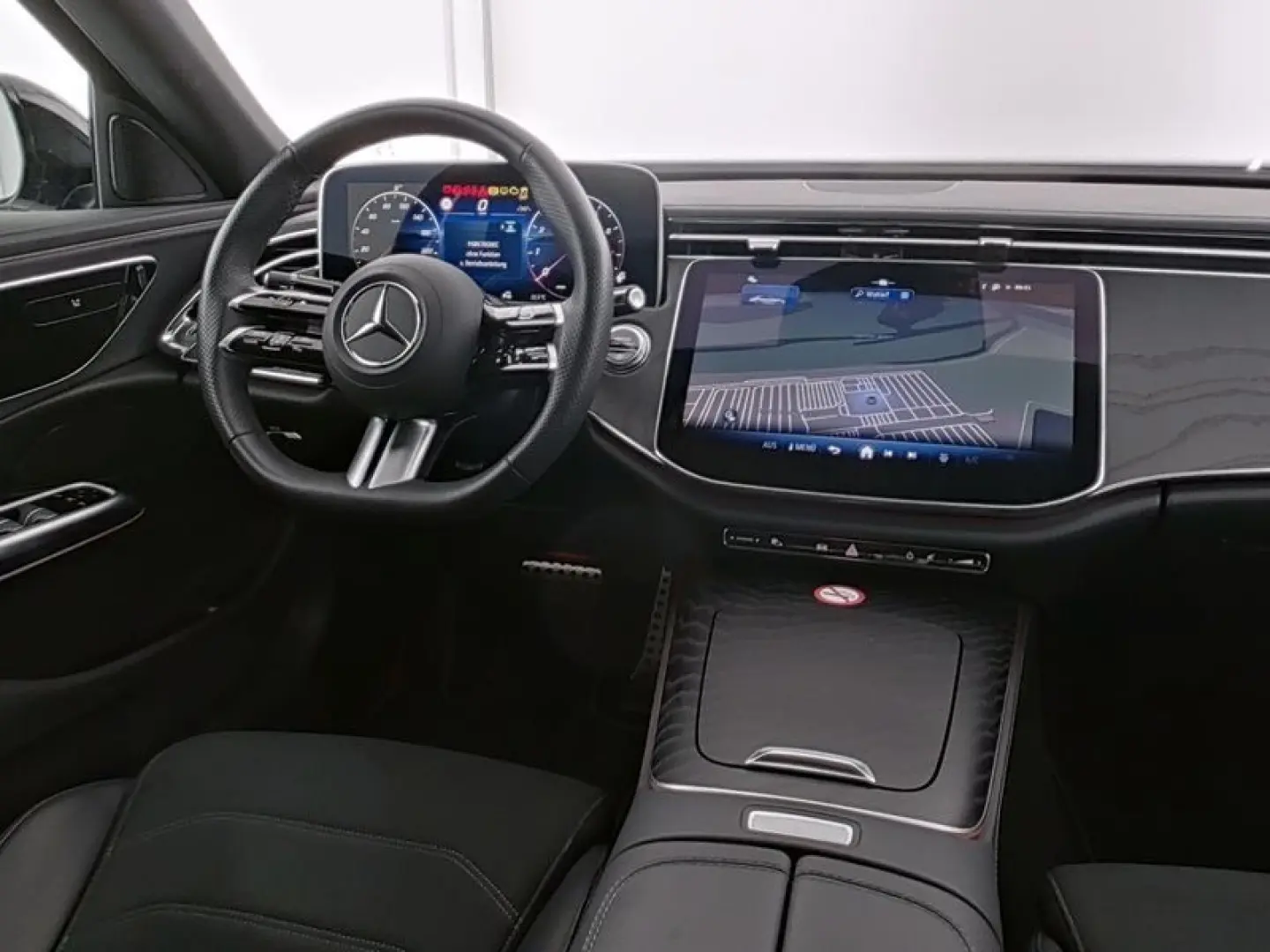 E 200 AMG Night MBUX/LED/Ambi+/Tot/Distr./Kamera