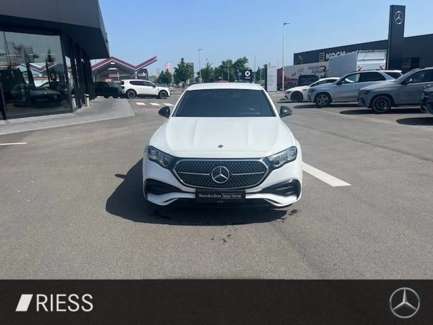 E 220 d AMG Sport Night Distr W-Paket Wide Kamer