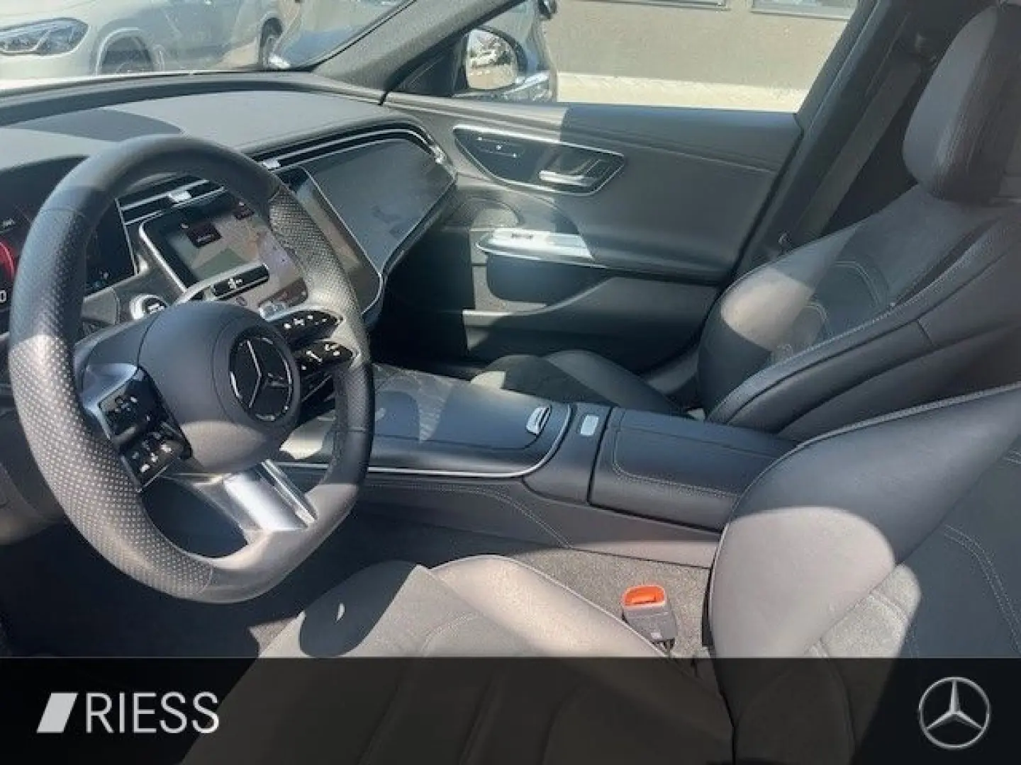 E 220 d AMG Sport Night Distr W-Paket Wide Kamer