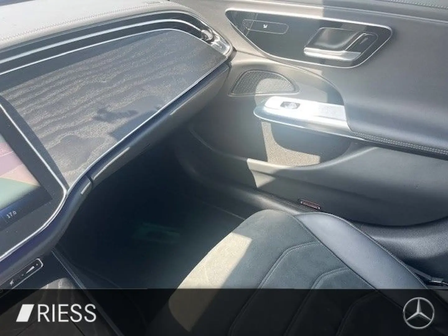 E 220 d AMG Sport Night Distr W-Paket Wide Kamer