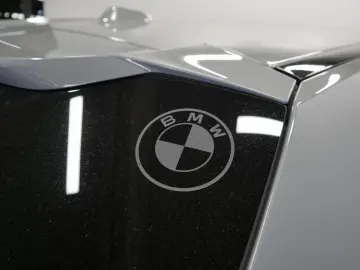 XM |Sitzbelüftung |M Driver's Package |B&W