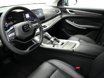 DFSK E5 BASIC PLUG-IN HYBRID 7 LOCURI