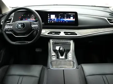 DFSK E5 BASIC PLUG-IN HYBRID 7 LOCURI