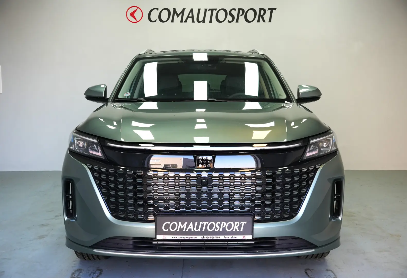 DFSK E5 BASIC PLUG-IN HYBRID 7 LOCURI
