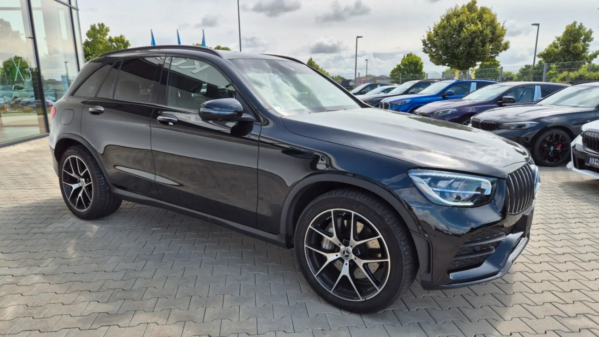 GLC 400 d Matic AMG Line/Luftfed./PanoSD/360°/AH