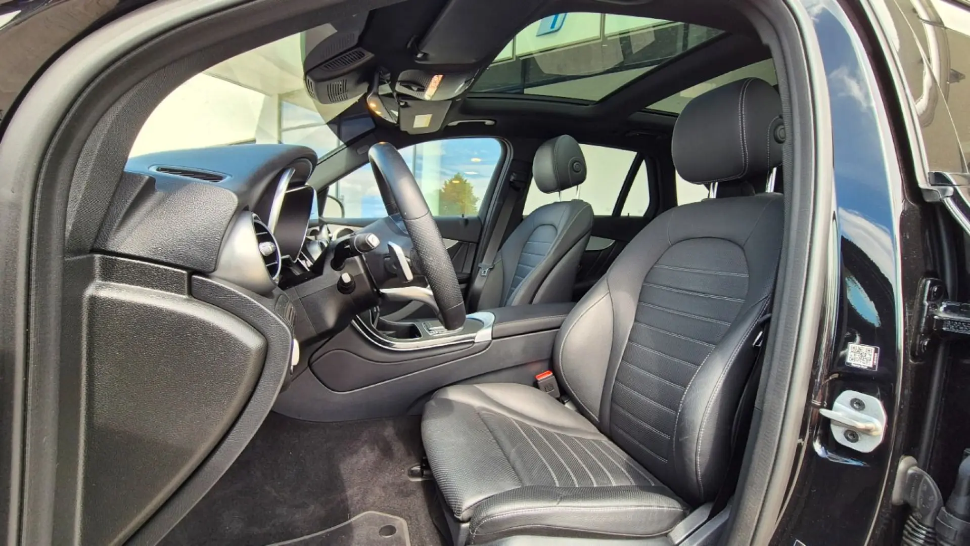 GLC 400 d Matic AMG Line/Luftfed./PanoSD/360°/AH
