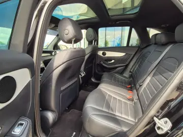 GLC 400 d Matic AMG Line/Luftfed./PanoSD/360°/AH