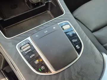 GLC 400 d Matic AMG Line/Luftfed./PanoSD/360°/AH