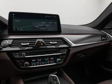 540d xD M Sport Glasdach Kamer Laser HUD H/K 19