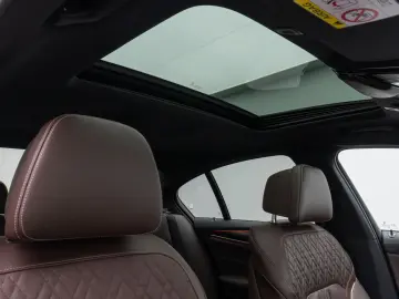540d xD M Sport Glasdach Kamer Laser HUD H/K 19