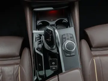 540d xD M Sport Glasdach Kamer Laser HUD H/K 19