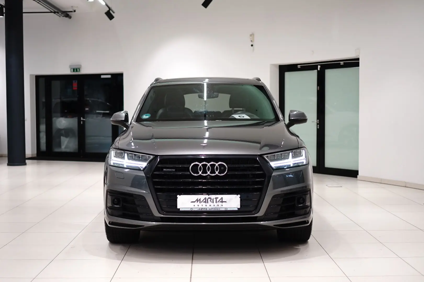 Audi Q7 50|S-LINE|