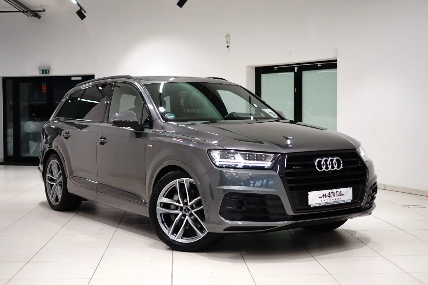 Audi Q7 50|S-LINE|