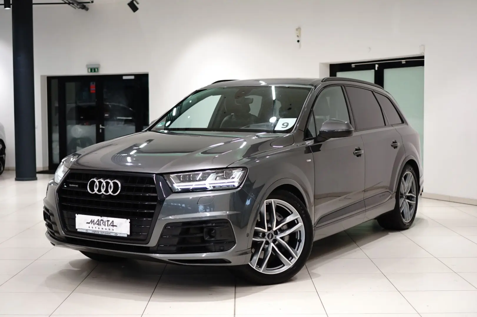 Audi Q7 50|S-LINE|