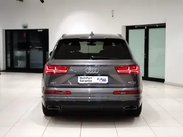 Audi Q7 50|S-LINE|