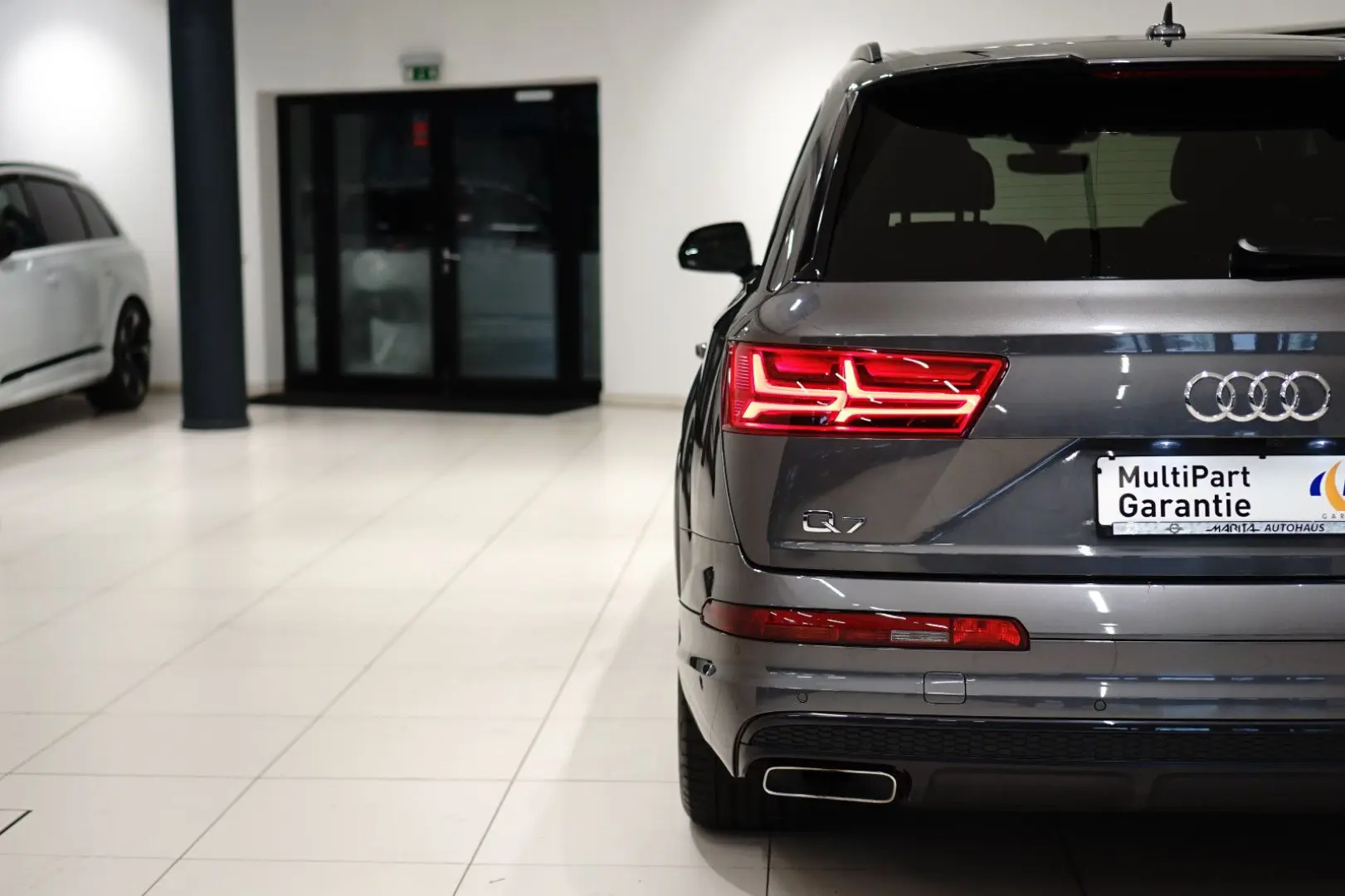 Audi Q7 50|S-LINE|