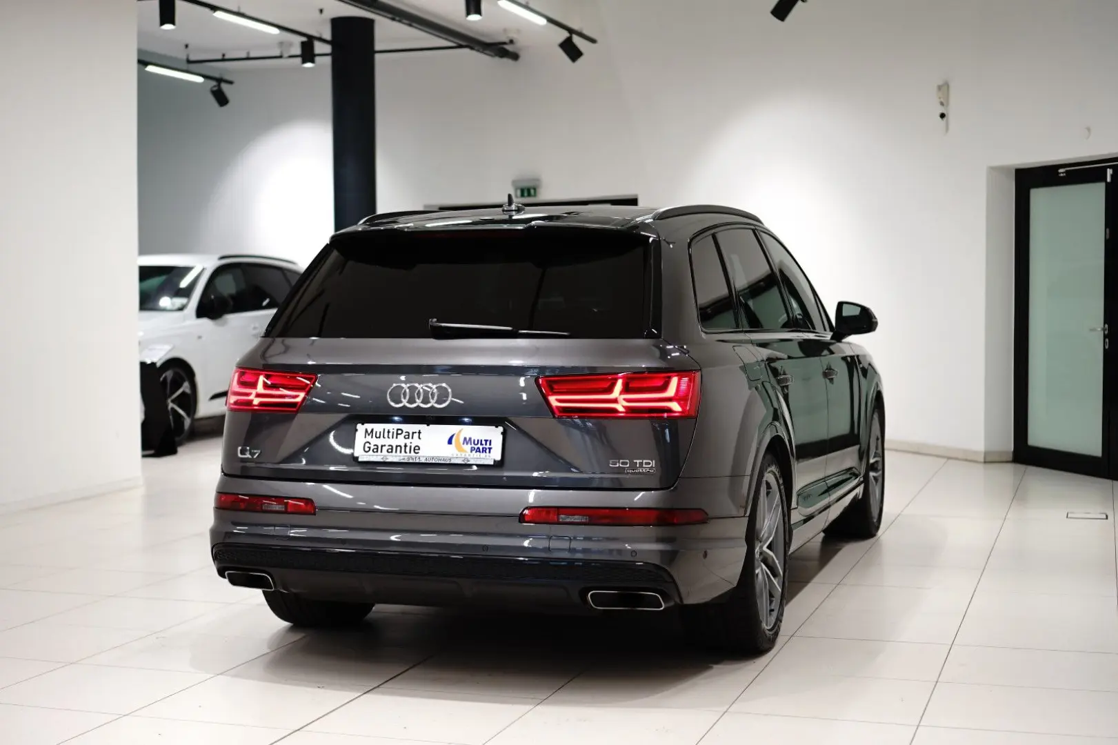 Audi Q7 50|S-LINE|