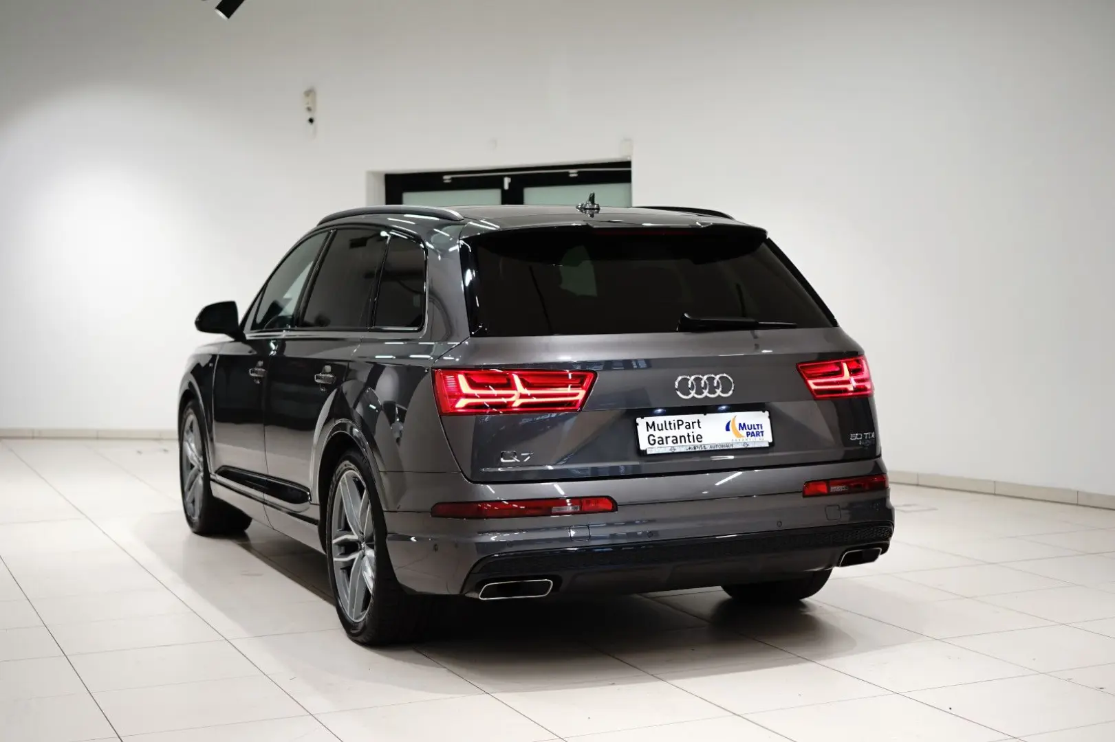 Audi Q7 50|S-LINE|