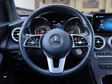 GLC 300 4MATIC/360*/PANO/SHZ/AMBIE/TEMP/TOTW/R18