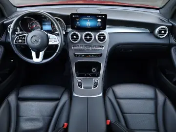 GLC 300 4MATIC/360*/PANO/SHZ/AMBIE/TEMP/TOTW/R18