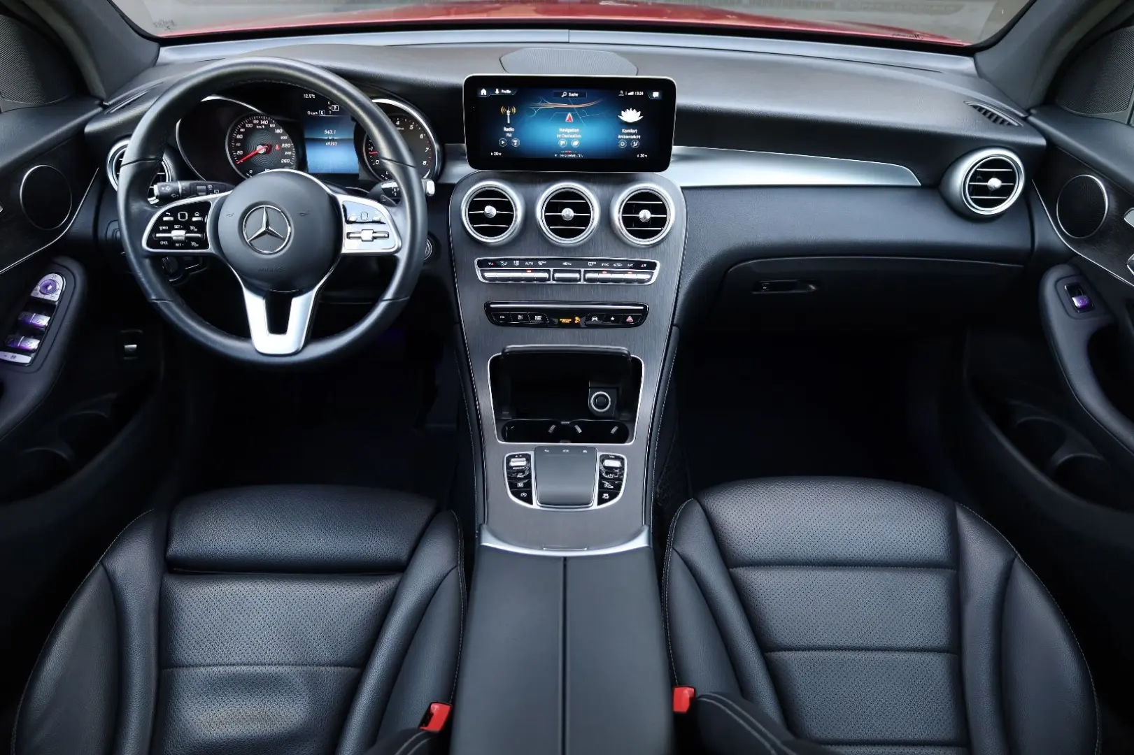 GLC 300 4MATIC/360*/PANO/SHZ/AMBIE/TEMP/TOTW/R18
