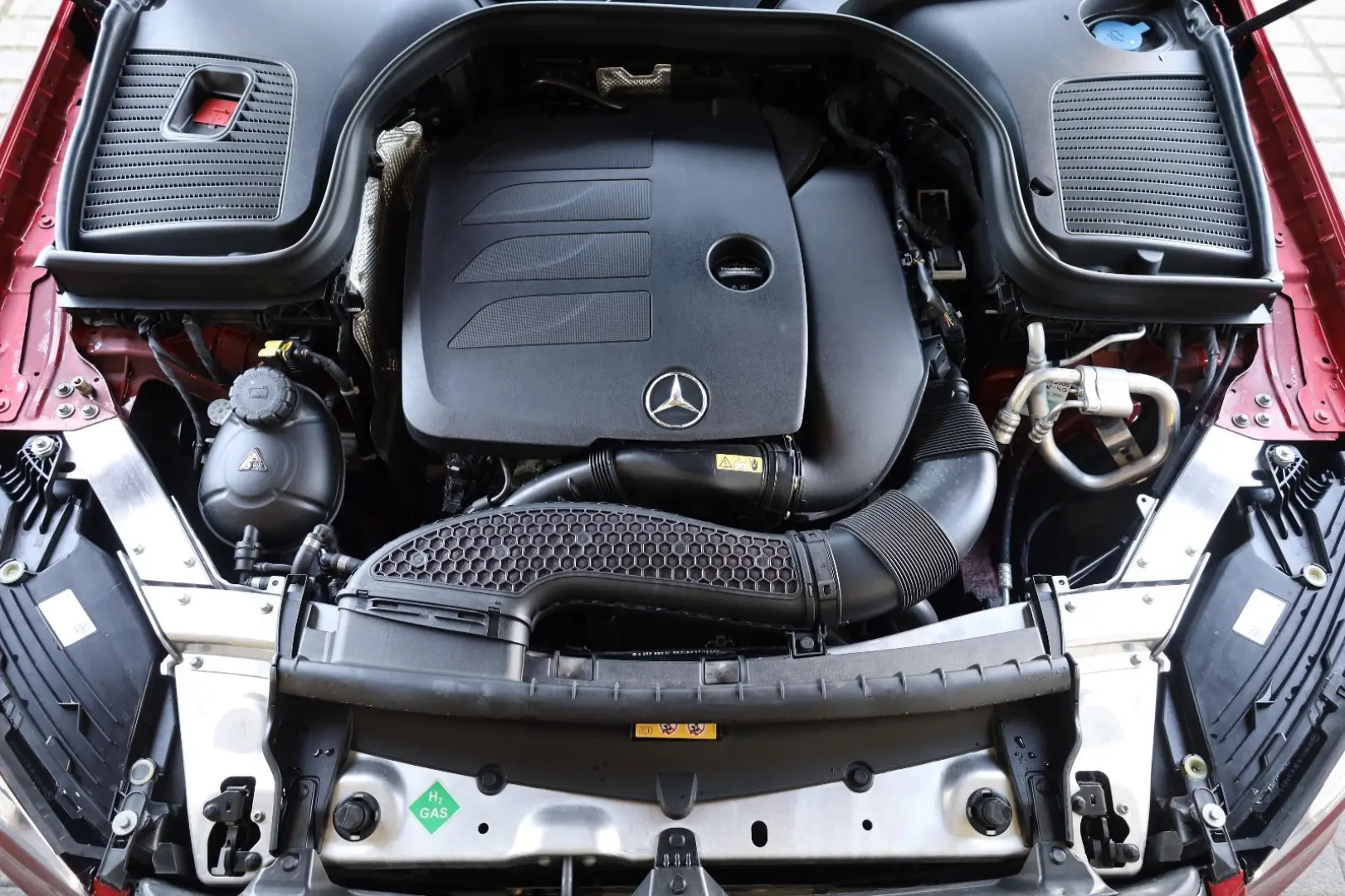 GLC 300 4MATIC/360*/PANO/SHZ/AMBIE/TEMP/TOTW/R18