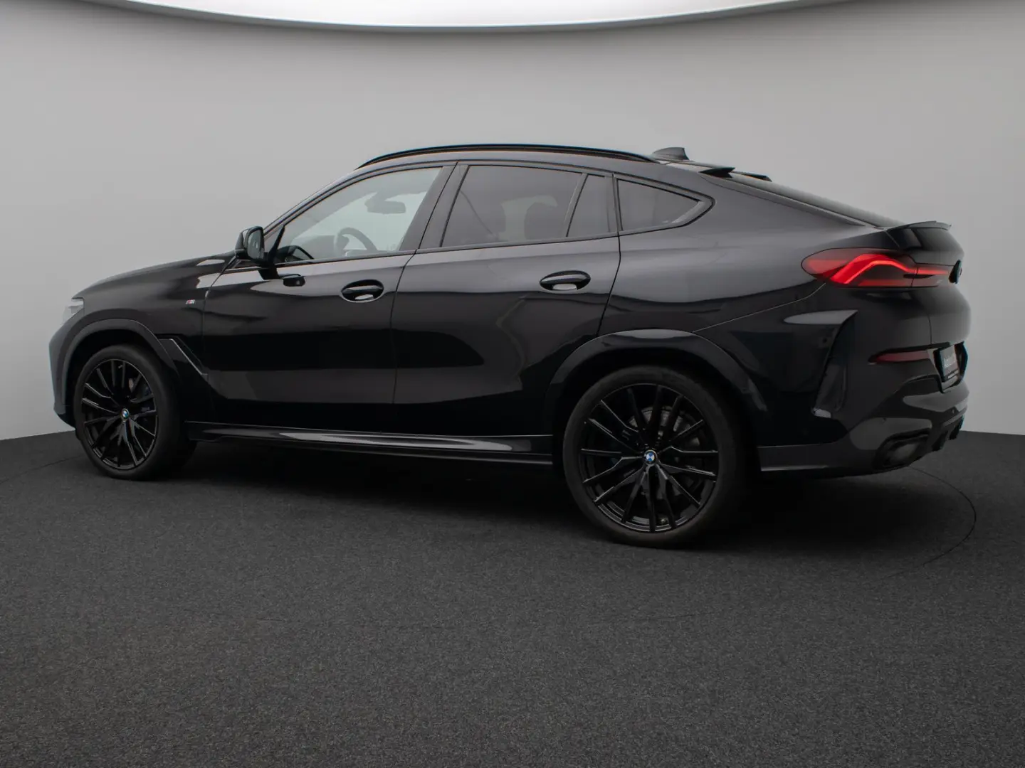 BMW X6 30d xDrive M Sport DAB 360°DisplKey LEASING