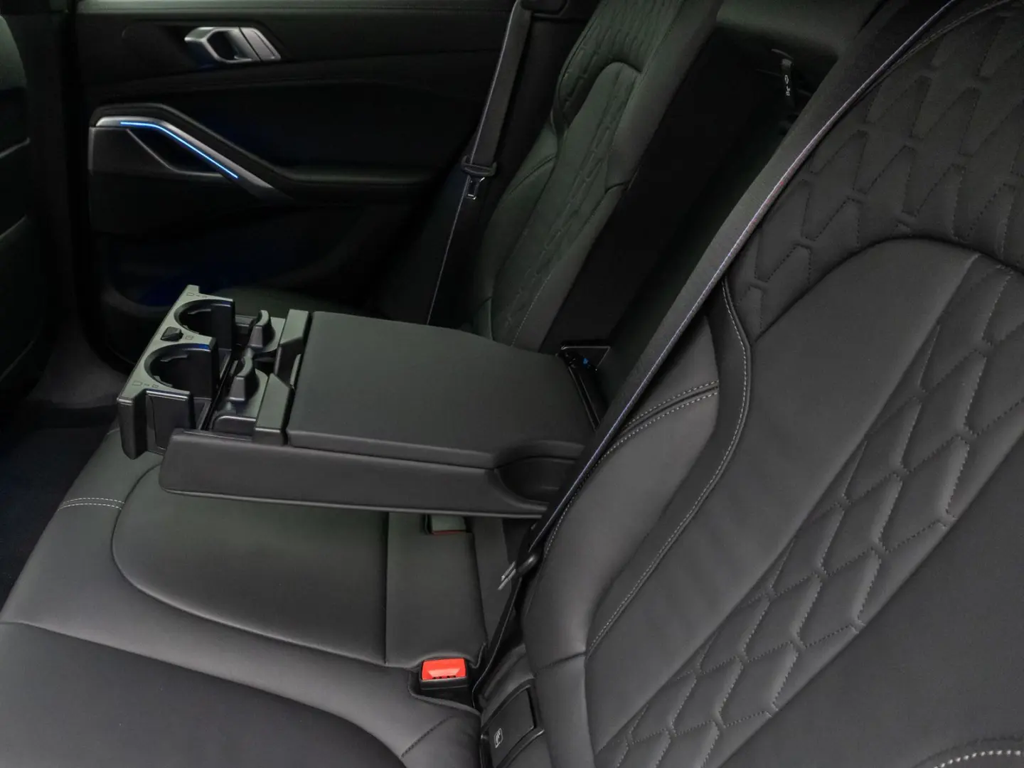 BMW X6 30d xDrive M Sport DAB 360°DisplKey LEASING