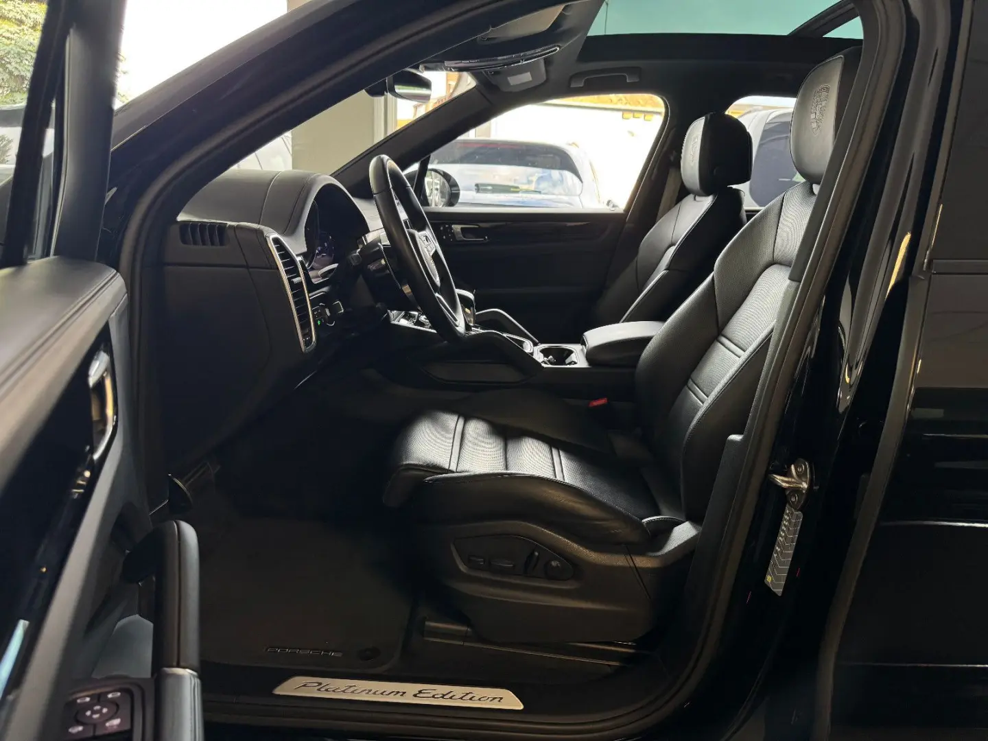 Cayenne S SportDesign SoftClose Matrix HeadUp 22